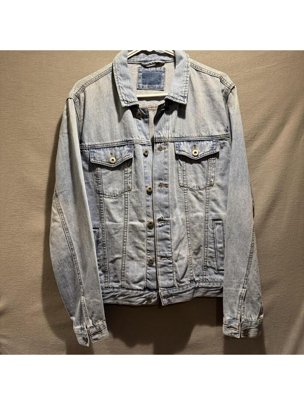 FOREVER 21 Jacket Mens Large Light Blue Denim Moto Collared Pockets Unlined LG